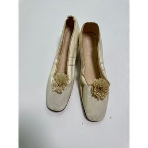 Vintage 1920s Wedding Shoes Kid Leather Silk Flower Flapper Pumps Cream Size 7